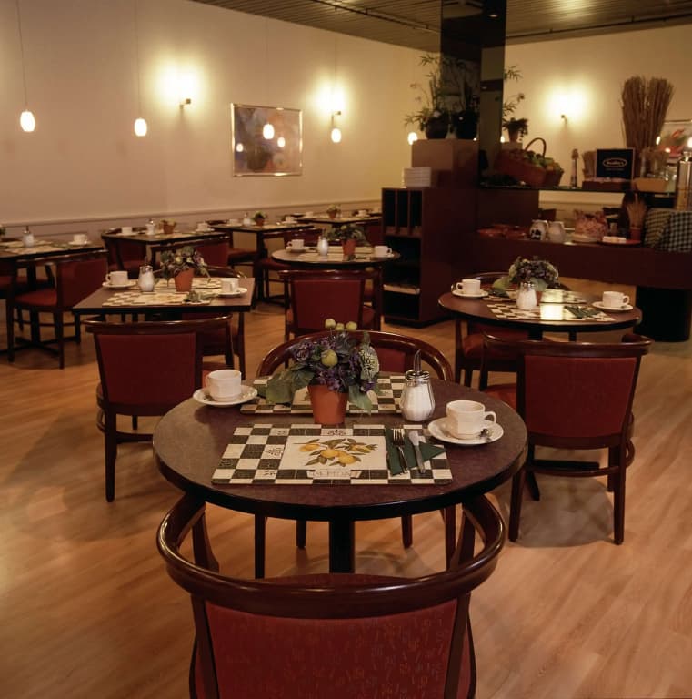 Best Western Dam Square Inn - photo 25