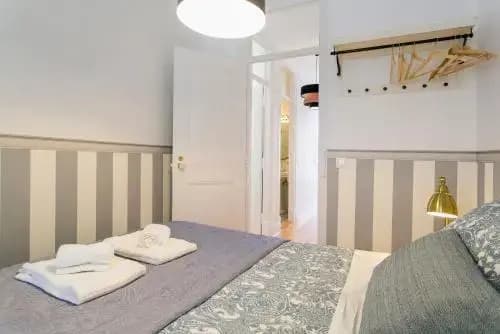 2 Beautiful Suites Upscale Flat Embracing Tejo! - photo 5