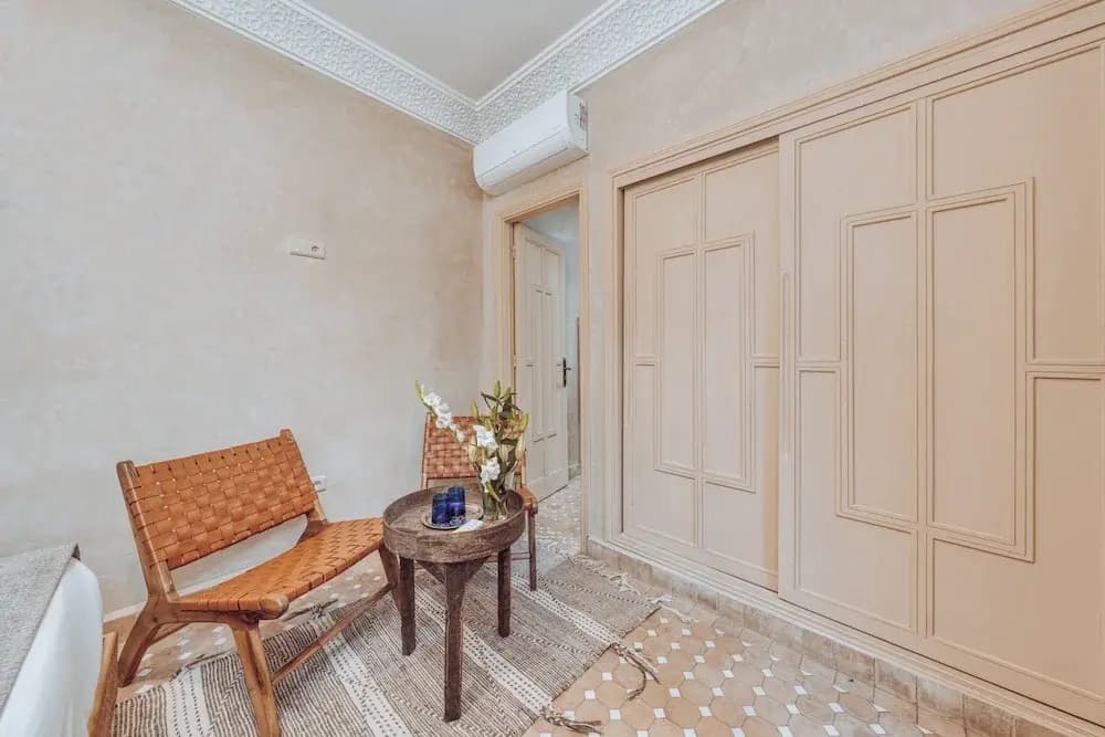Riad Valentine - photo 15