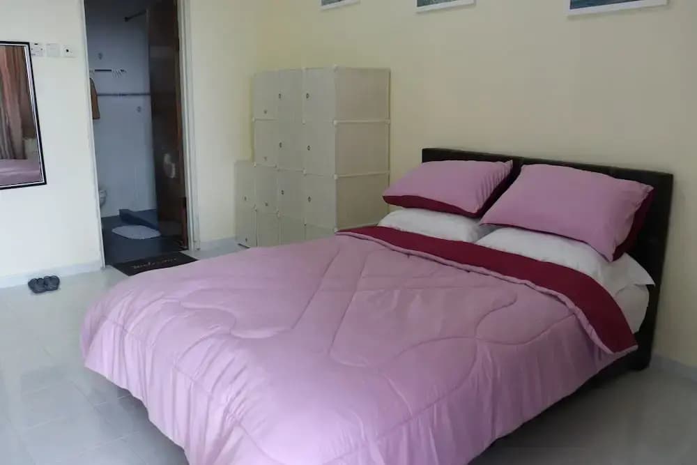 Cutie's Holiday Condominium - photo 5
