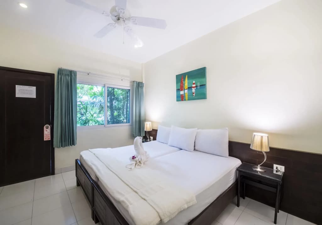 Lokal Phuket - main photo