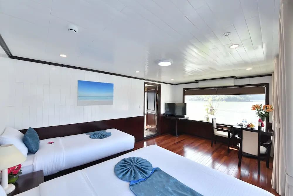 Halong Sapphire Cruise - photo 2