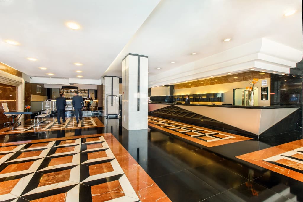 SANA Metropolitan Hotel - photo 2