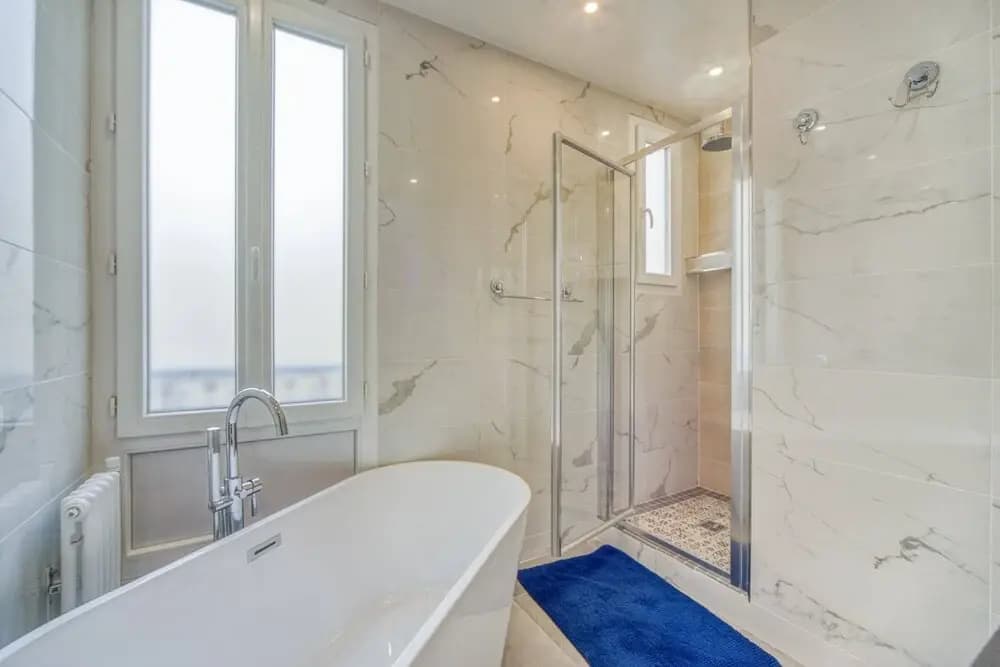 Luxe Apartment Near Père Lachaise Cemetery - photo 8