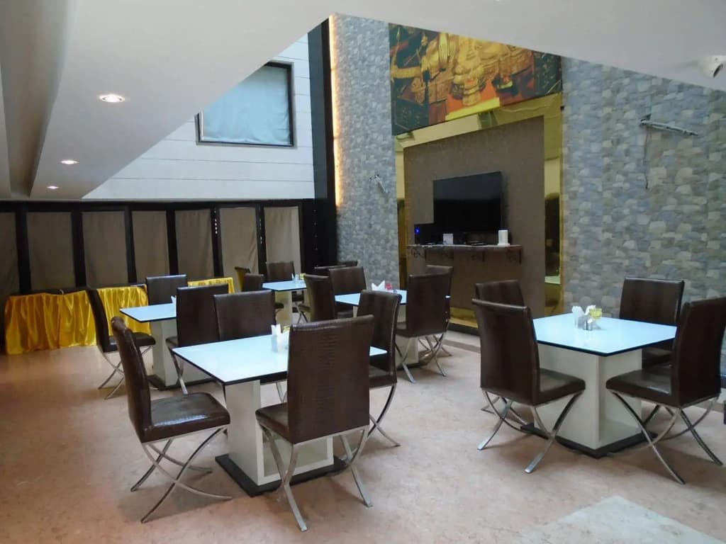 Hotel Gold Souk - photo 11