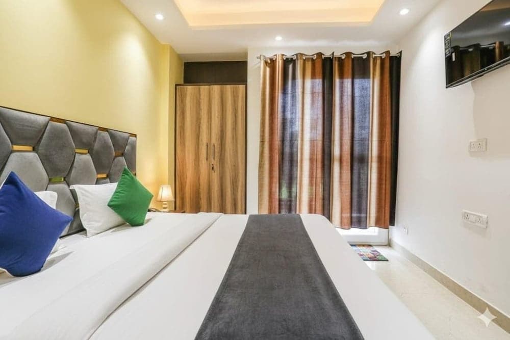 hotel aiims 20 four 7 - photo 5