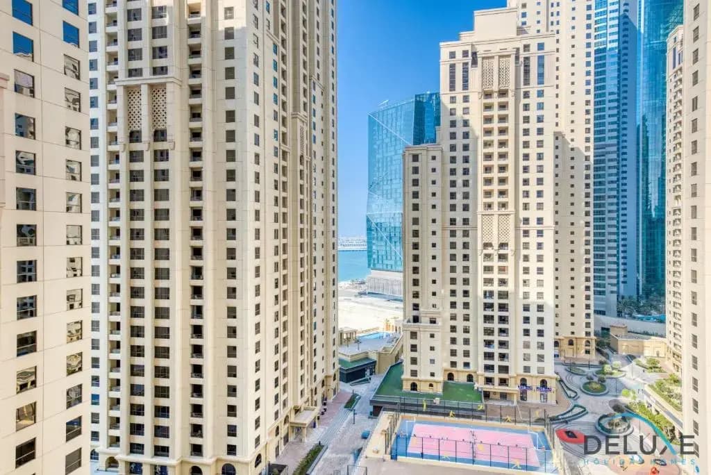 Classy 1BR in Bahar, Jumeirah Beach Residence by Deluxe Holiday Homes - photo 11