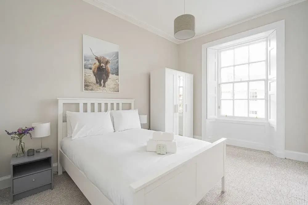 Warriston Crescent Apartment - photo 3