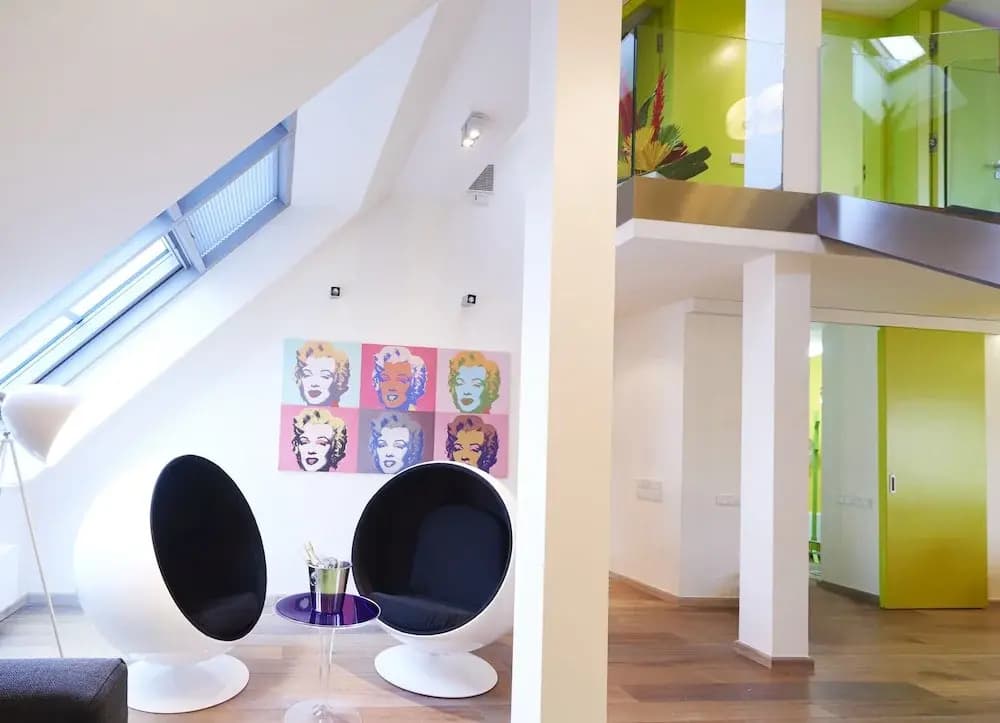 EMPIRENT New Town Apartments - photo 14