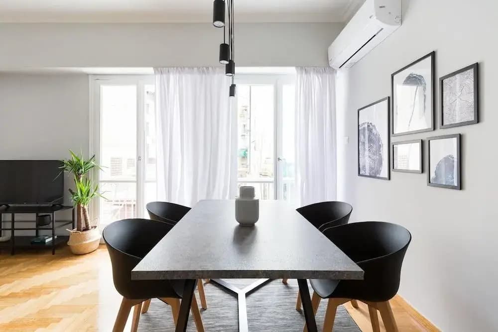 UPSTREET Acropolis Core Bright Modern Apt - photo 6