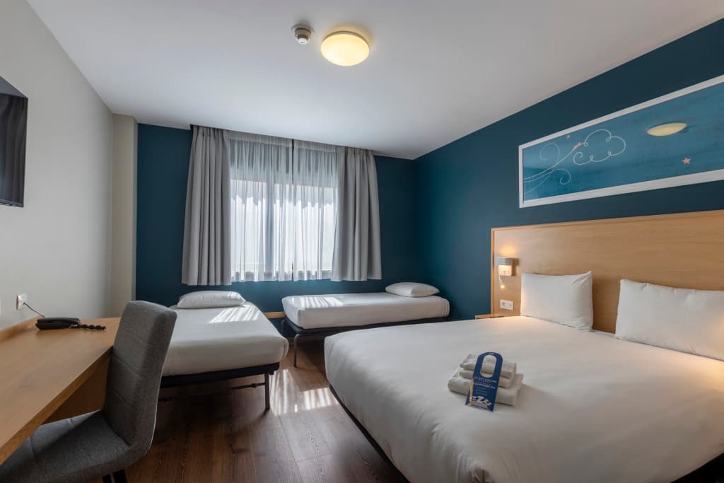 Travelodge Madrid Torrelaguna - photo 4
