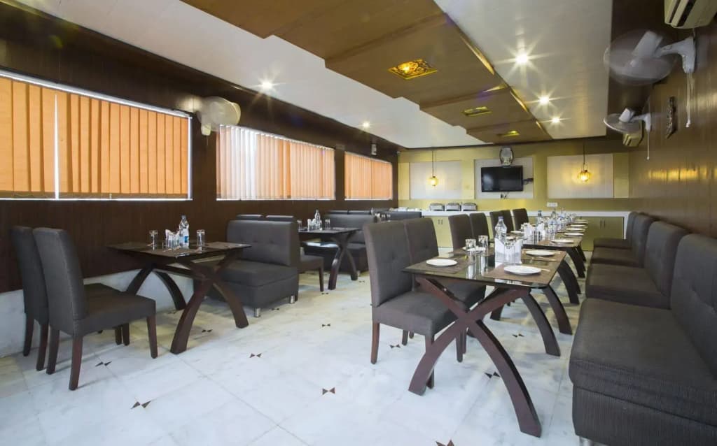 Hotel Krishna - photo 22