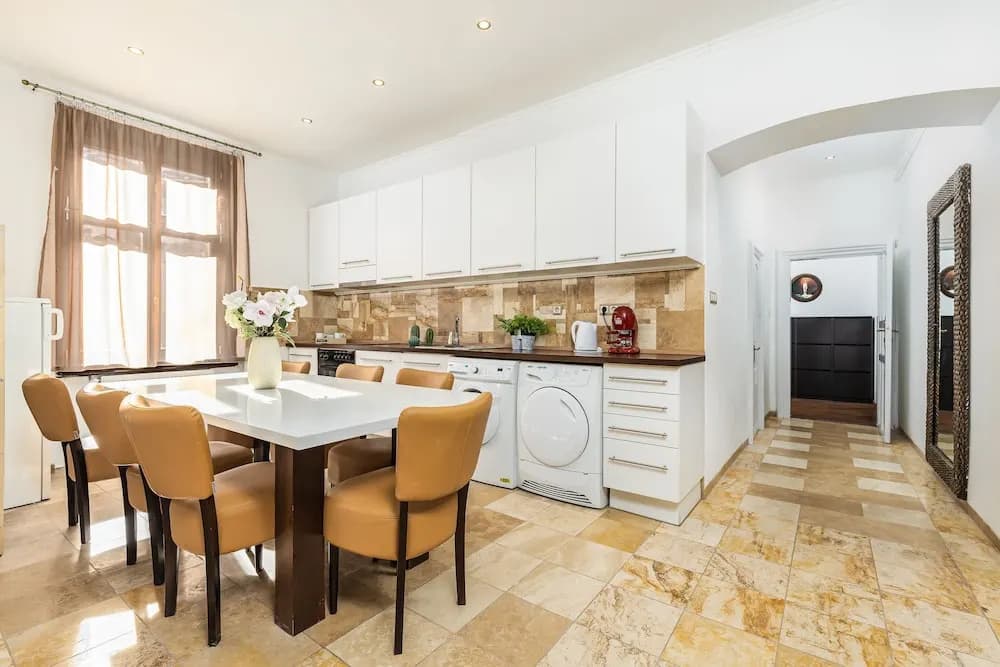 Real Apartments Andrassy - photo 28