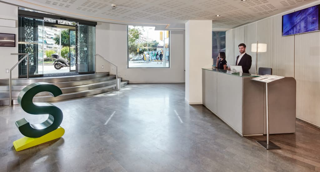 Sercotel Amister Art Hotel - photo 33