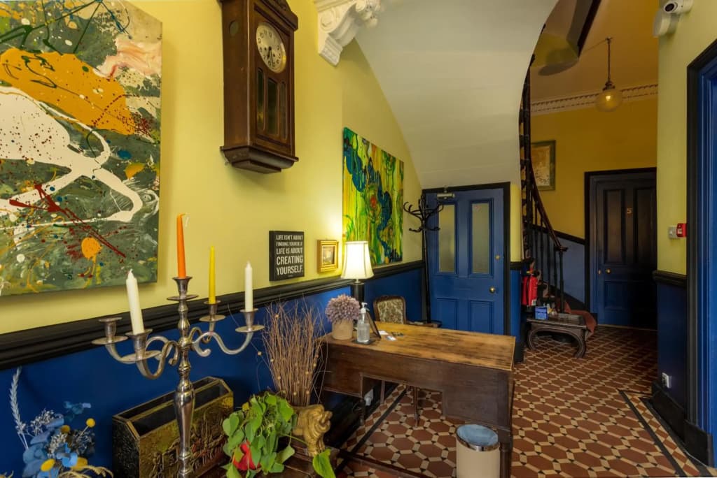 New Town Guest House - photo 10