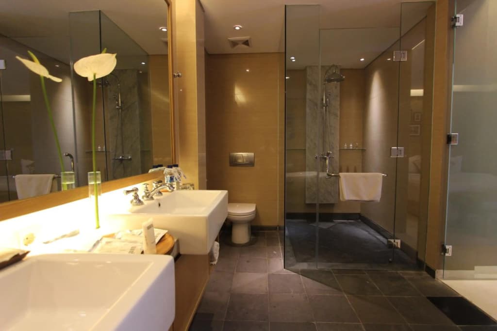 Ossotel Legian Bali - photo 42