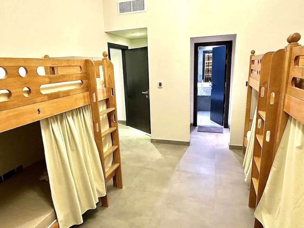 Lakeside Hostel Downtown - photo 4
