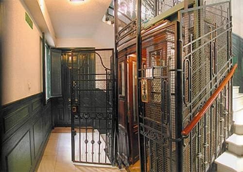 Hostal Santa Isabel - photo 1