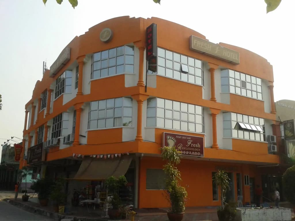 Fresh Hotel Ipoh - photo 1
