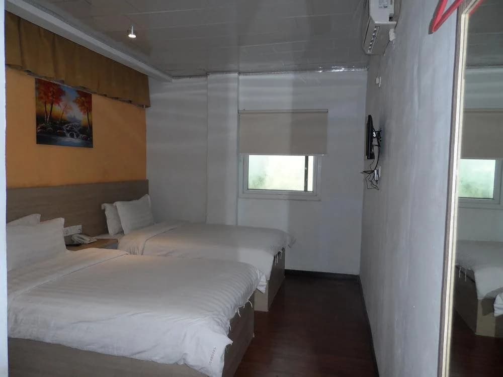 Hotel O Tanjung Duren Near Mall Citraland - photo 4