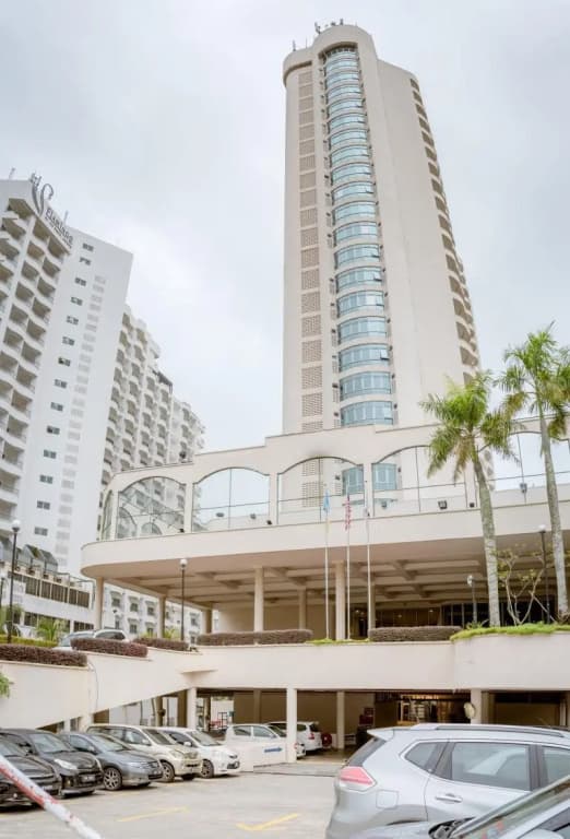 H Beach Suite at Rainbow Paradise Beach Resort - main photo