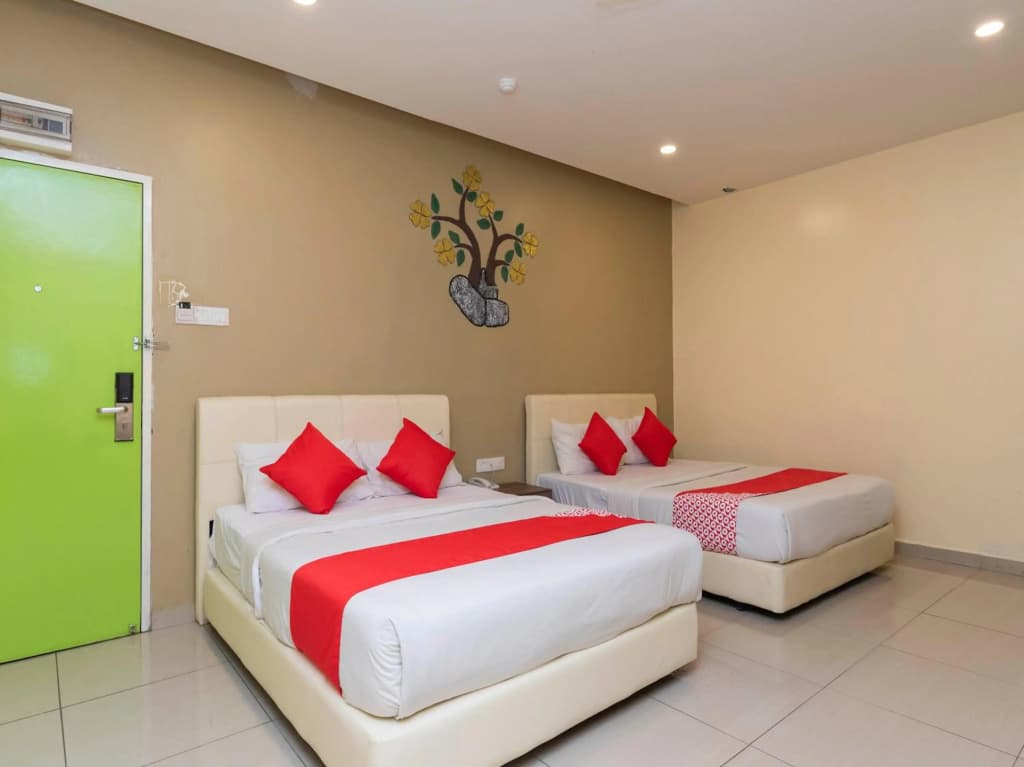 I Leaf Boutique Hotel - photo 2