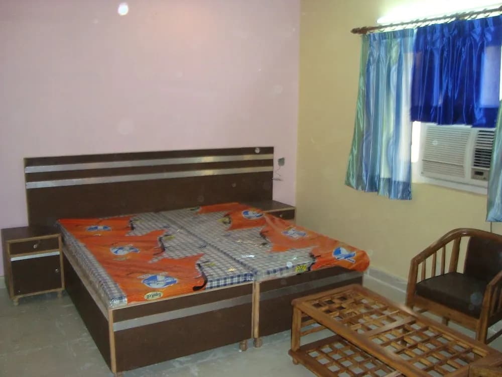 Hotel S P - photo 2
