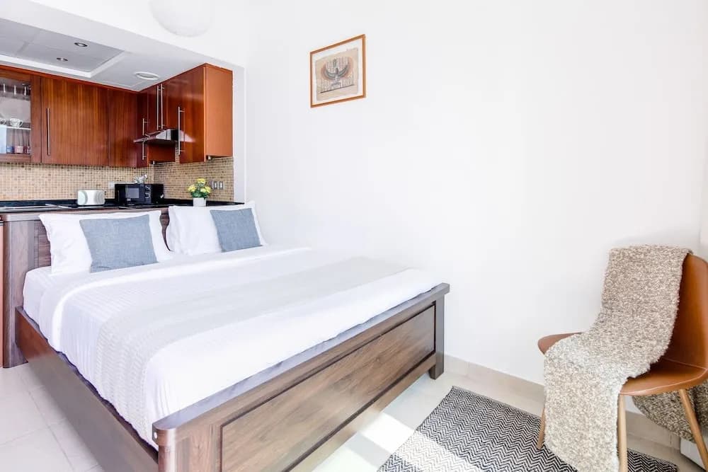 Spacious Studio in new 8 Boulevard Walk! - main photo