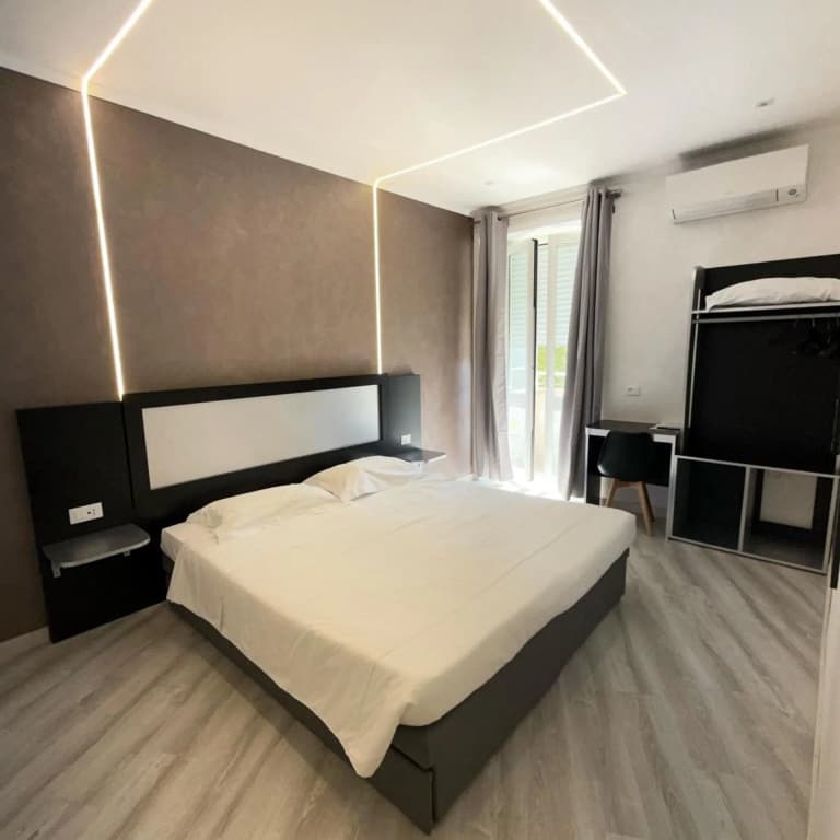 Hotel Laura - photo 50