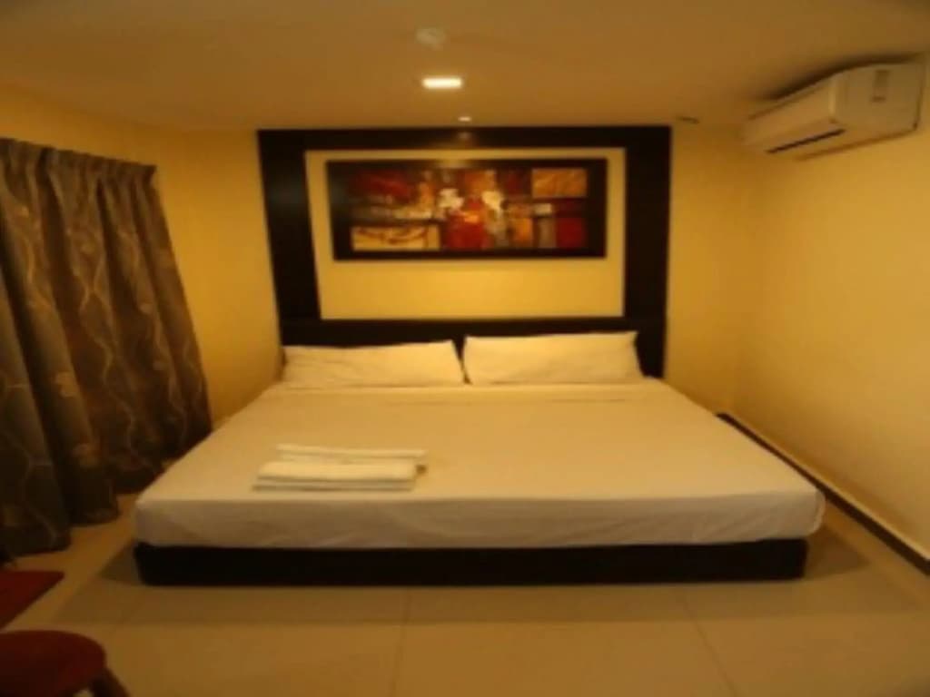 OYO 124 Hotel Seniman Sentul (Sanitized Stay) - photo 6