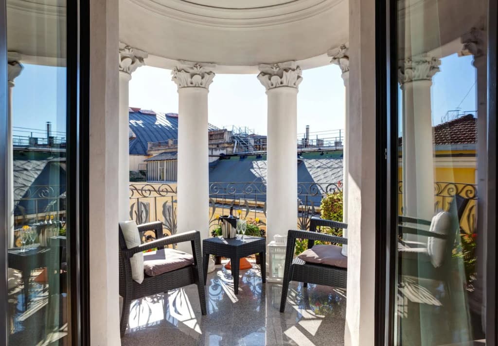 Hotel Dharma Luxury Hotel - photo 6