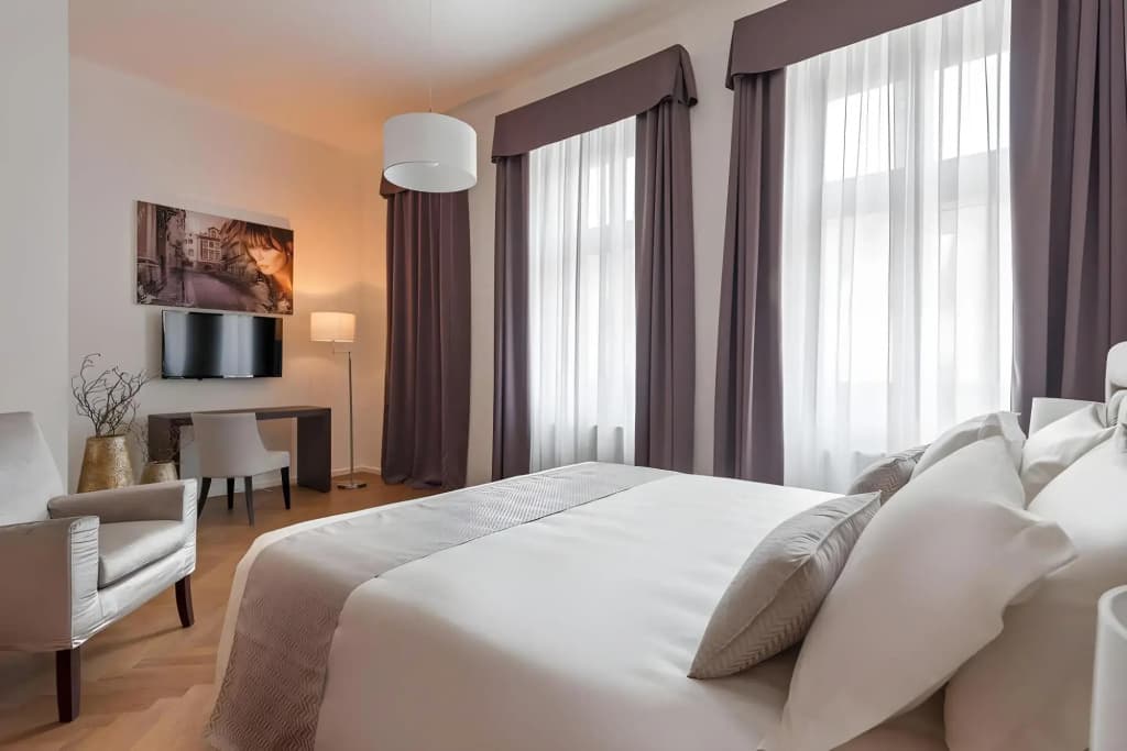 H7 Palace - photo 29