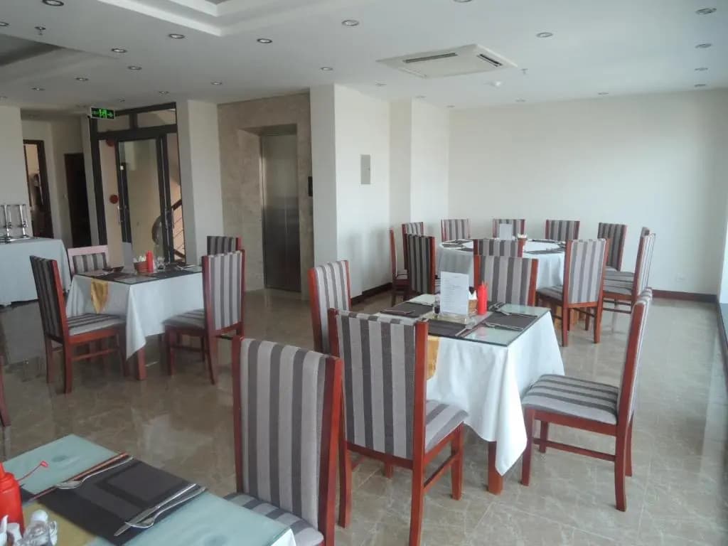 Bounty Hotel - photo 11