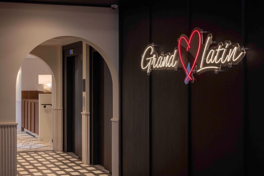 Hotel Grand Coeur Latin - photo 14