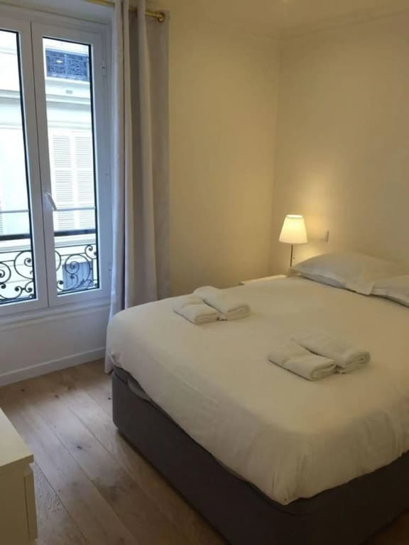 Bellechasse Suite Apartment - photo 3