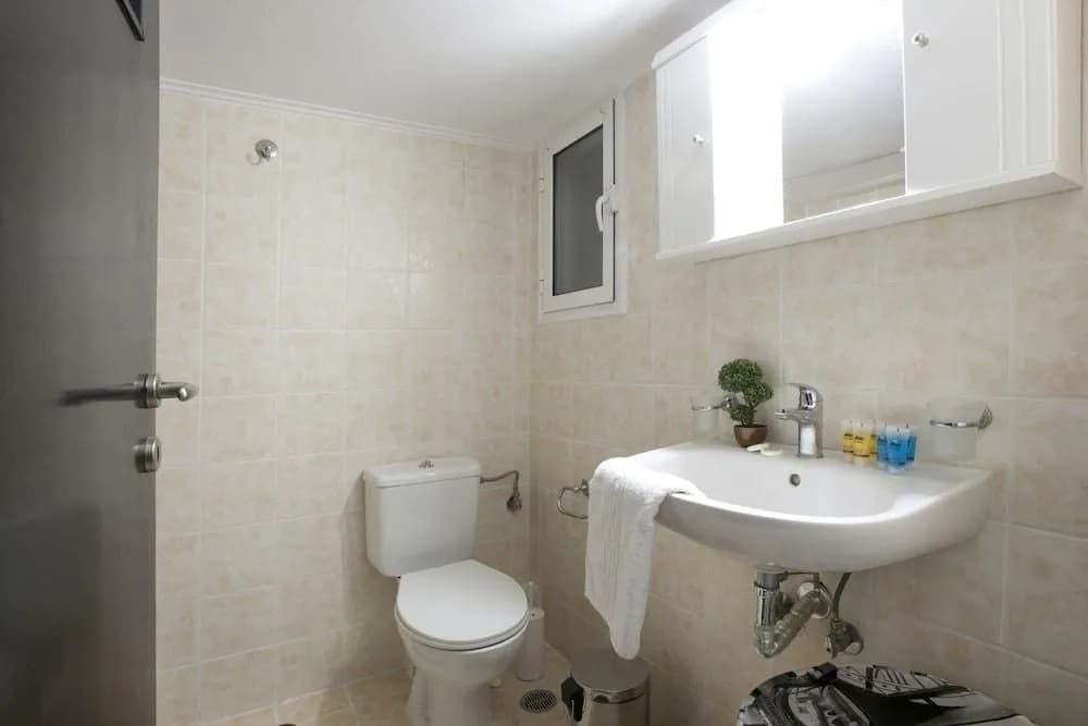Two Bedroom Apartment at Koukaki - photo 6