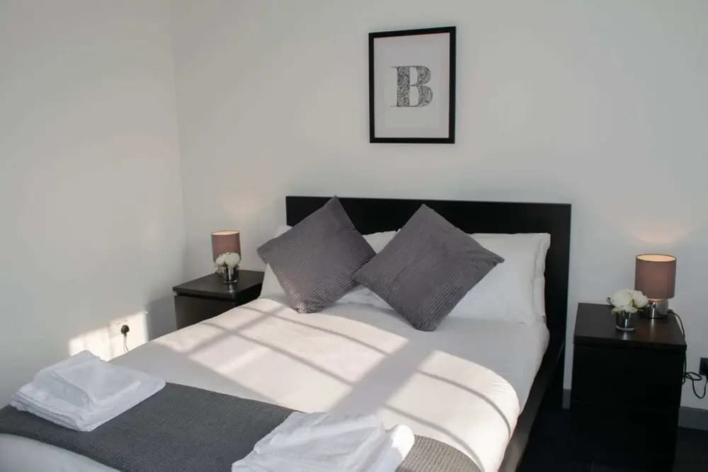 Unique 3 Bedroom Modern Penthouse - photo 5