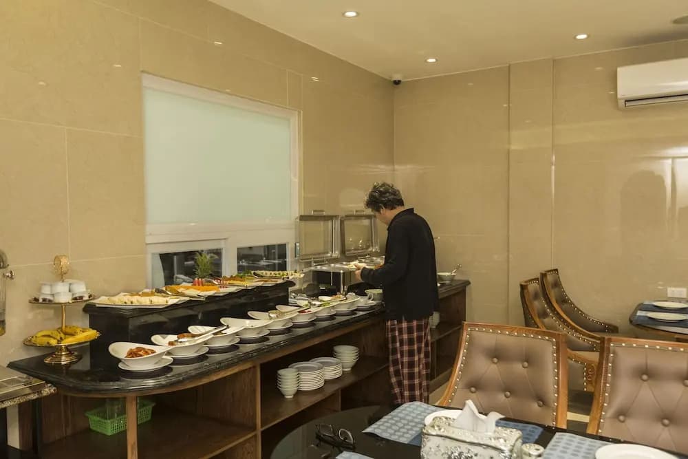 Blubiz Hotel 8 - photo 11