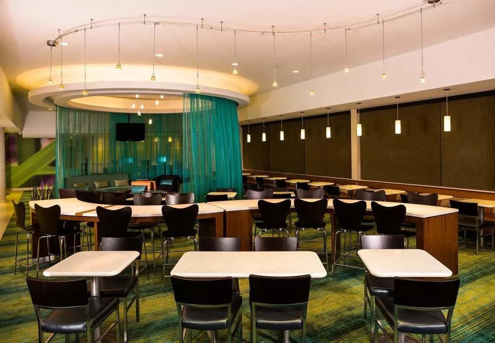 Springhill Suites New York Laguardia Airport - photo 21