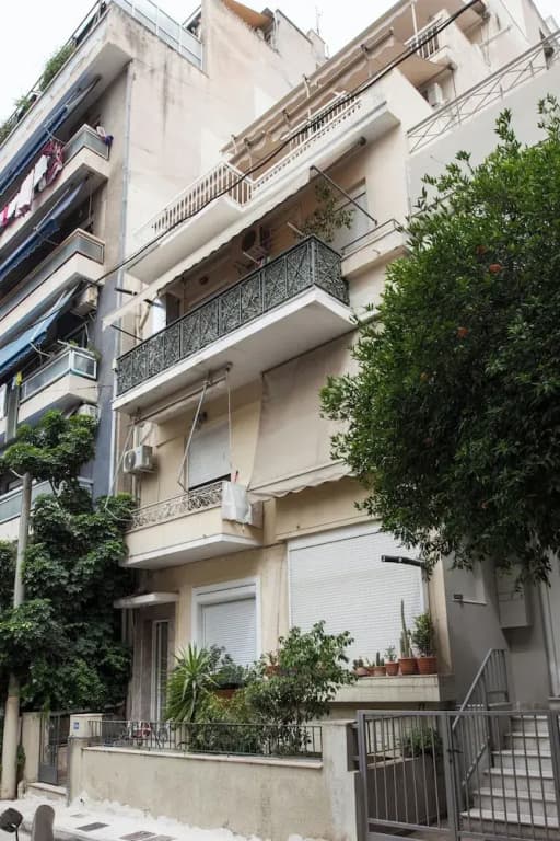 Classic Koukaki Living 2 Bd with Balcony - photo 1