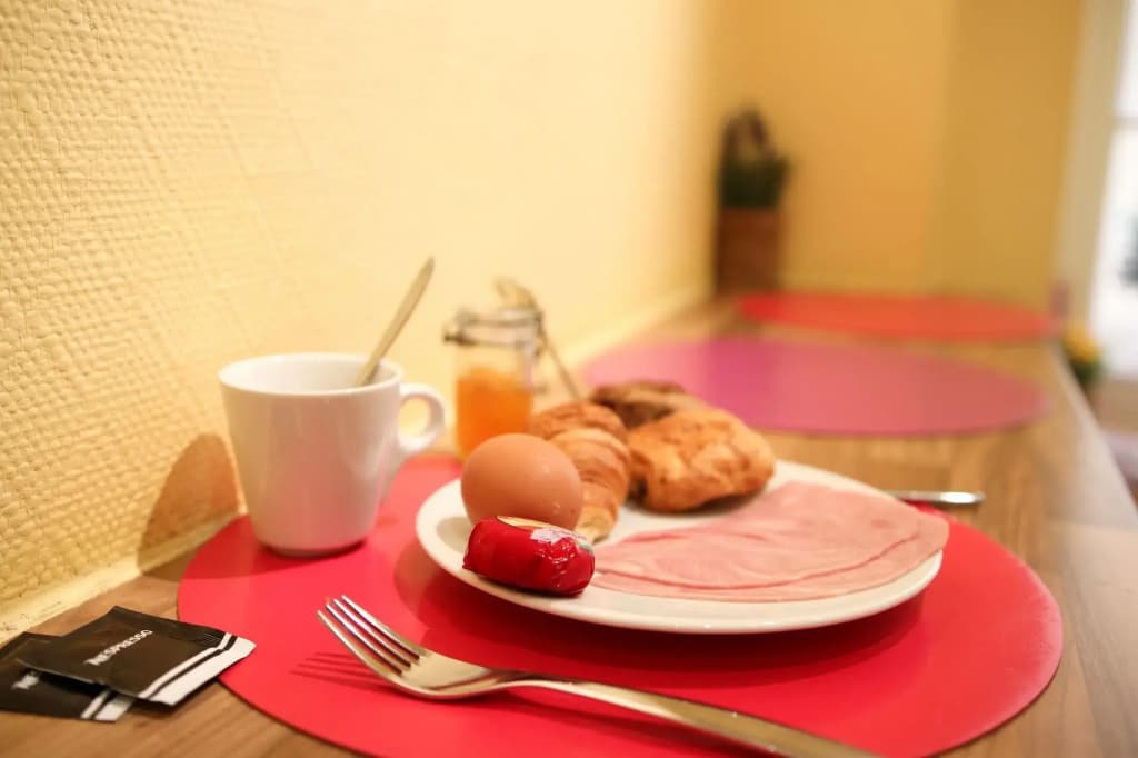Hotel Victor Hugo - photo 12