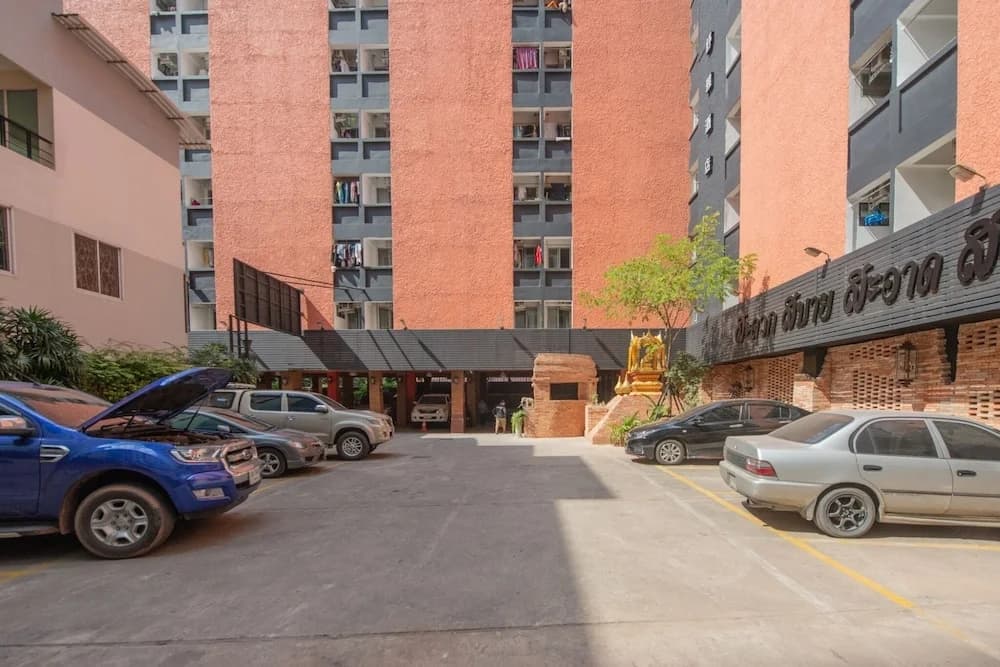 I-Inn Hotel - photo 1