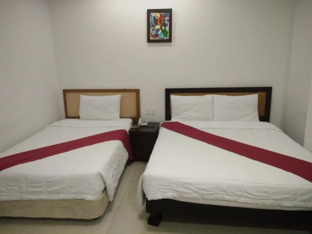 Modern SaiGon Hotel 2 - photo 2