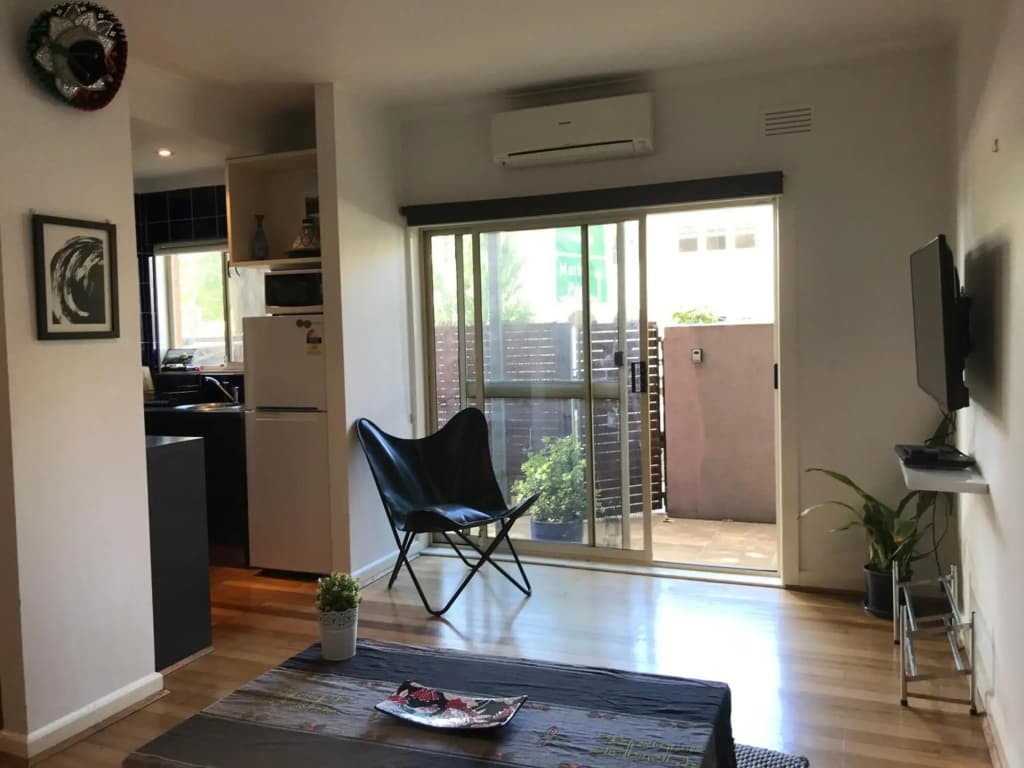 Beachfront Apartment - photo 2