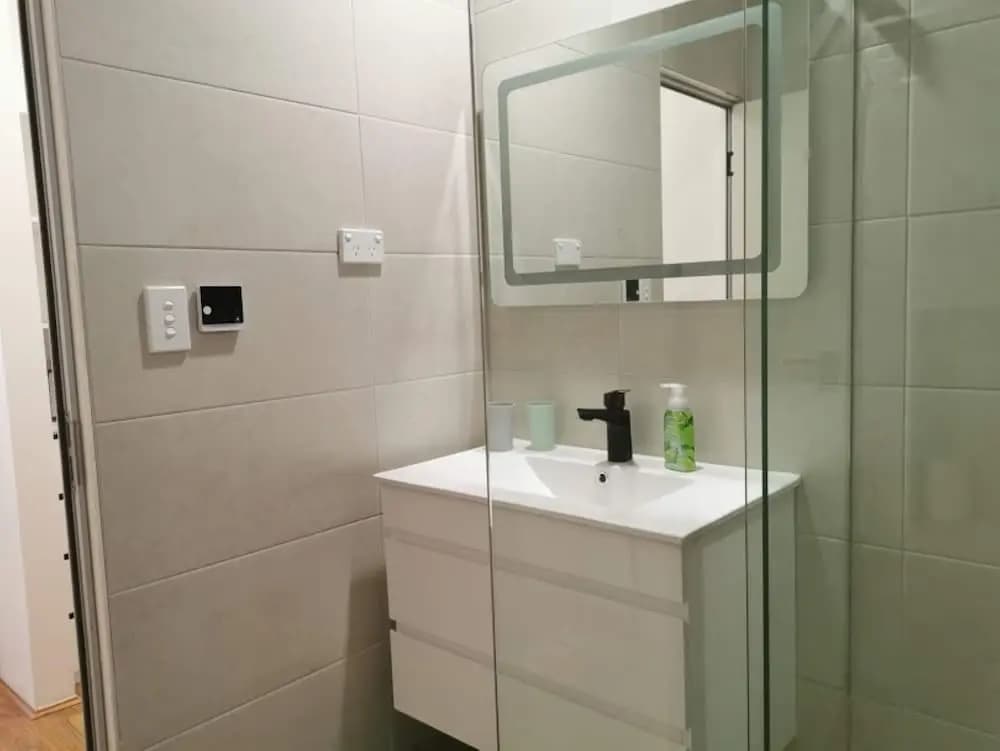 Serviced Waterfront Whole Villa Sydney - photo 20