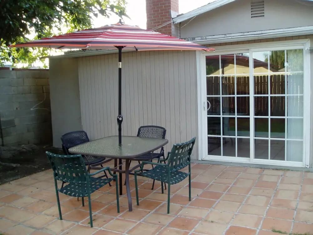 Comfy 3 Bedroom Home - photo 15