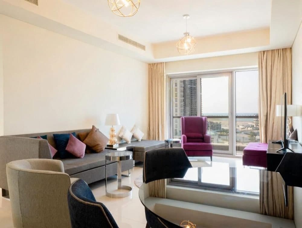 Beachfront Apartment - photo 1