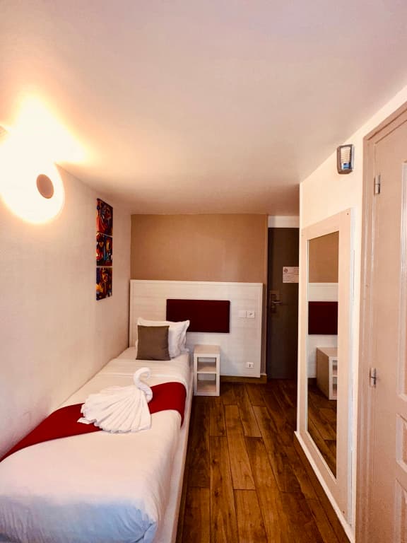 Hotel Pavillon Opera Lafayette - photo 29