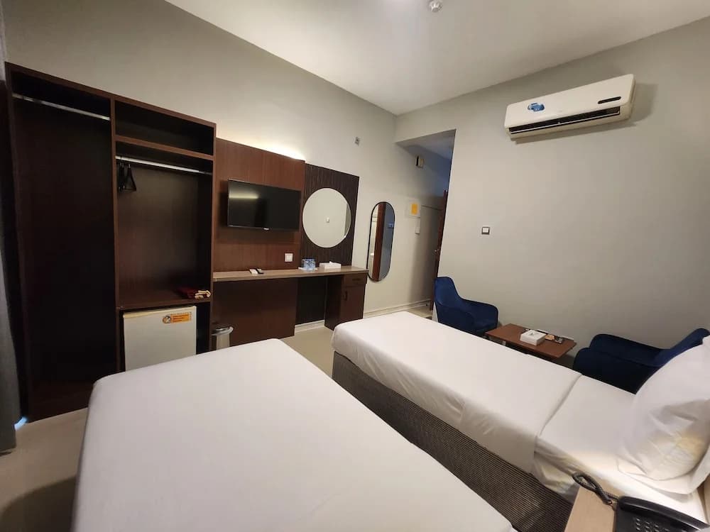 Melody Queen Hotel - photo 6