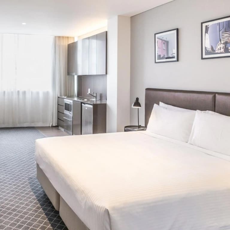 Holiday Inn & Suites Sydney Bondi Junction by IHG - photo 44